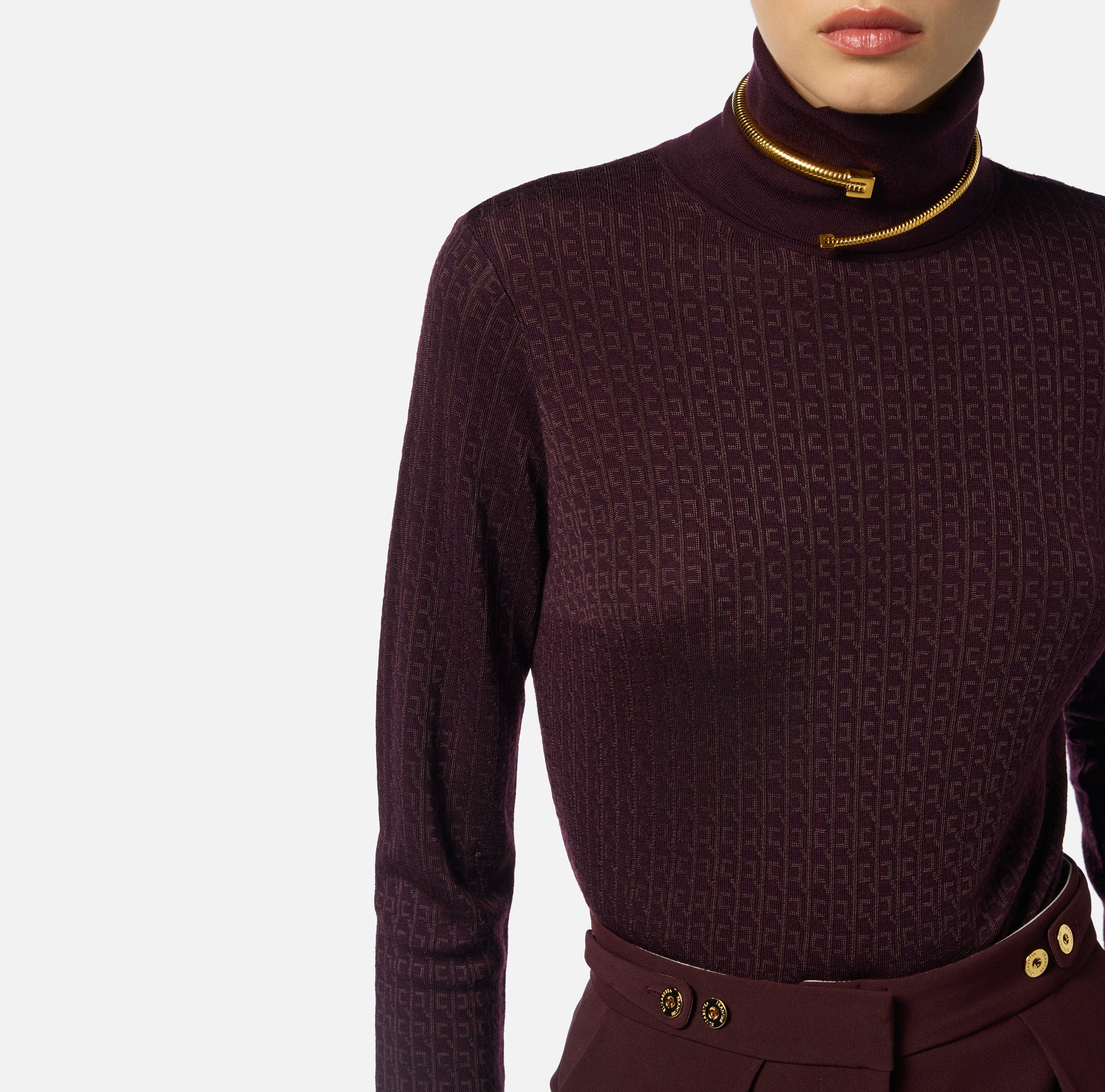 Maglia in lana con micro-logo jacquard