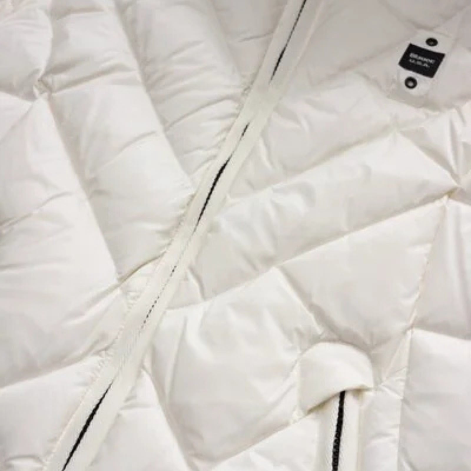 PIUMINO A LINEE GEOMETRICHE ALICIA - BIANCO